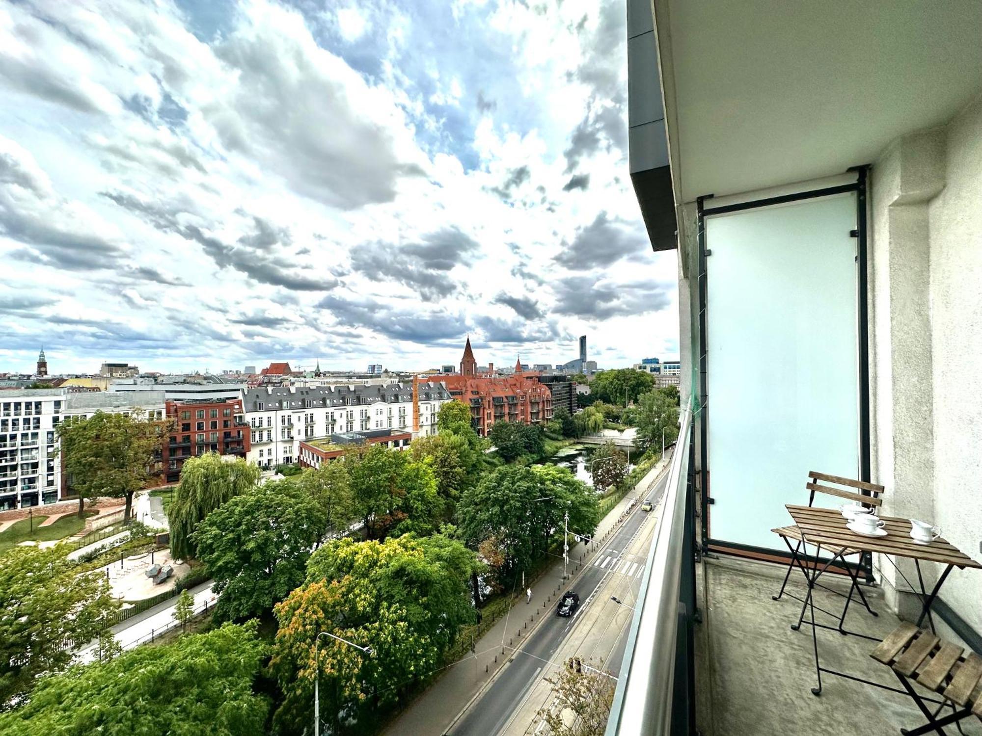 Podwale 2 Apt 54 - Self Check-In 20H - Parking & Lift - Wroclaw, Wroclaw